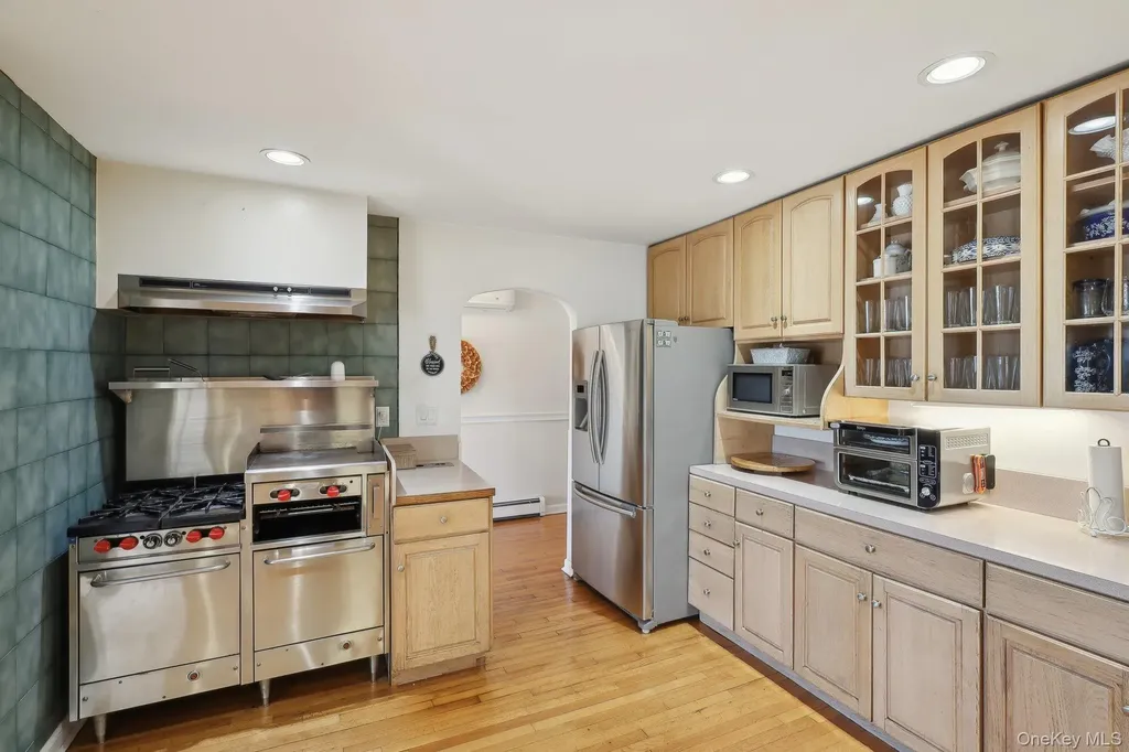 230 W Islip Road West Islip NY 11795
