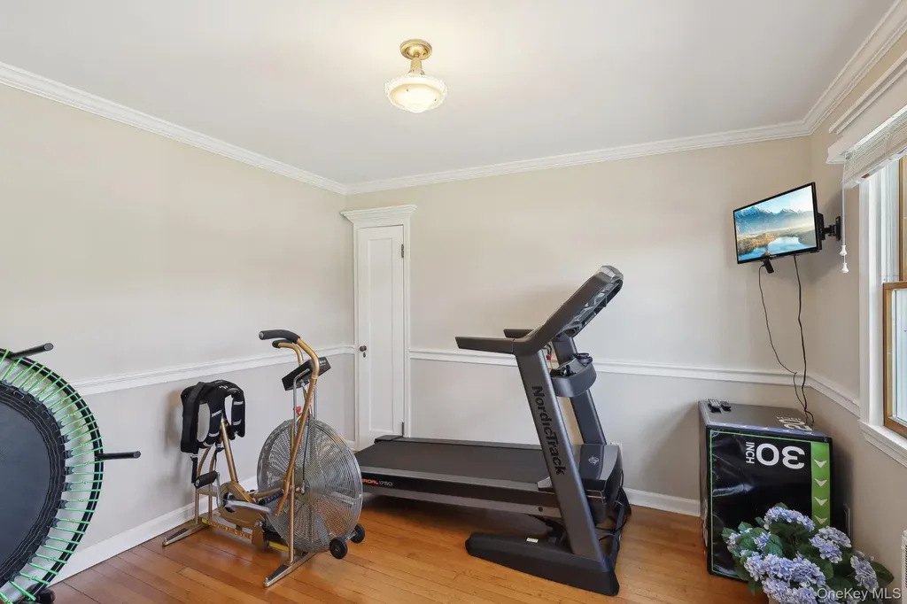 230 W Islip Road West Islip NY 11795