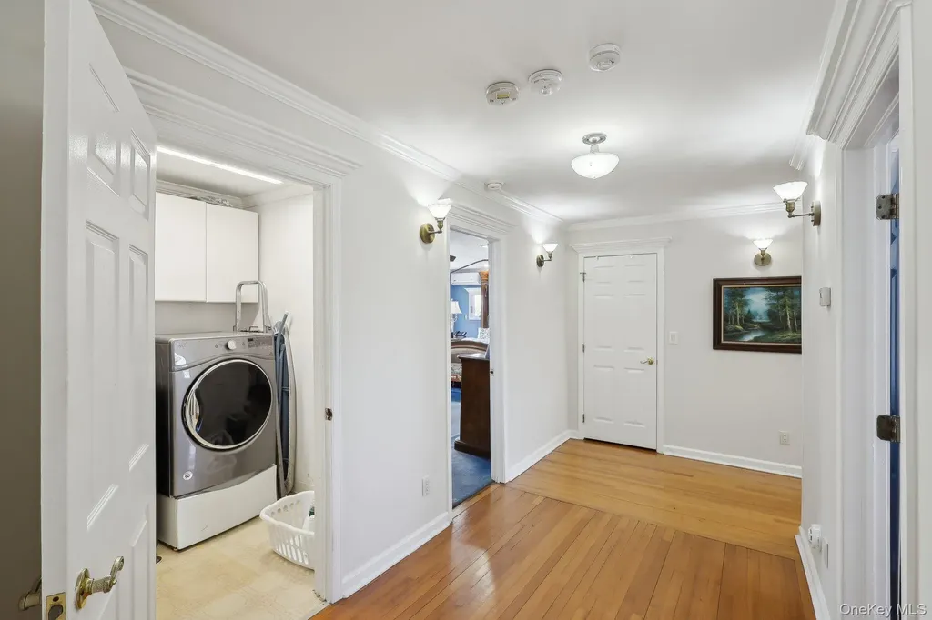 230 W Islip Road West Islip NY 11795