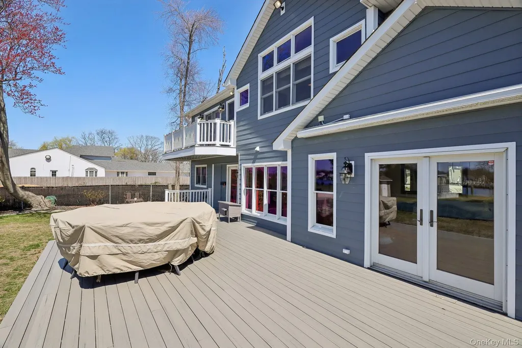230 W Islip Road West Islip NY 11795