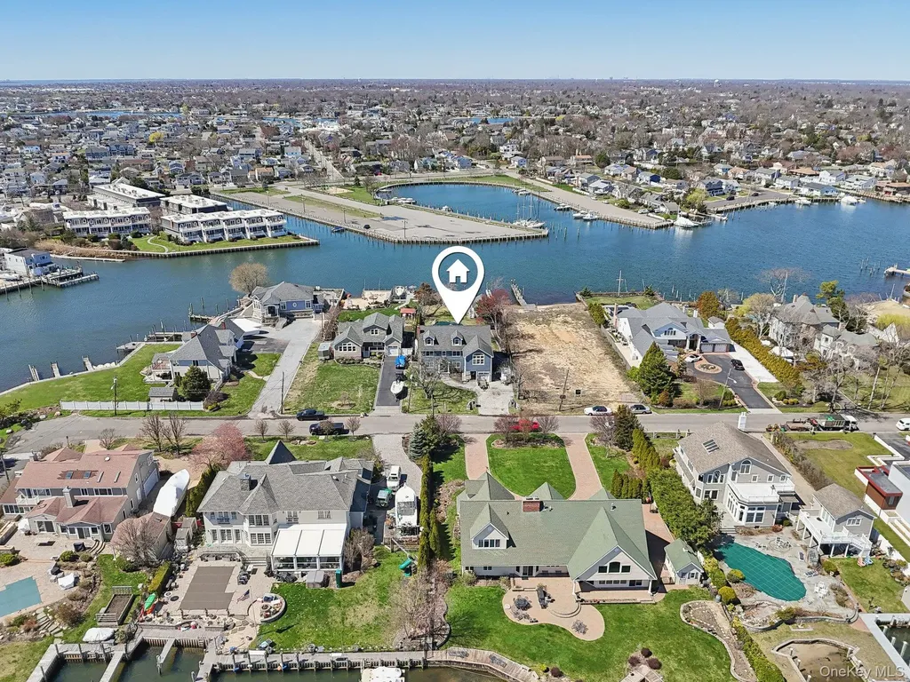 230 W Islip Road West Islip NY 11795