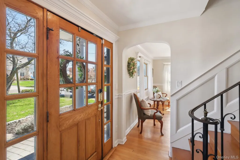 230 W Islip Road West Islip NY 11795