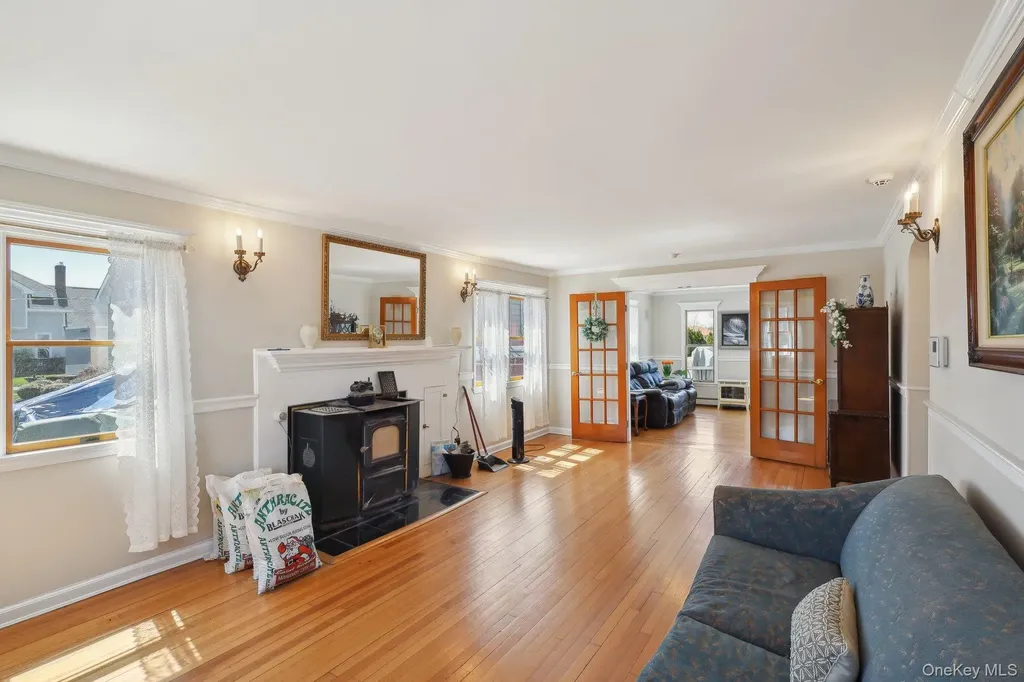 230 W Islip Road West Islip NY 11795