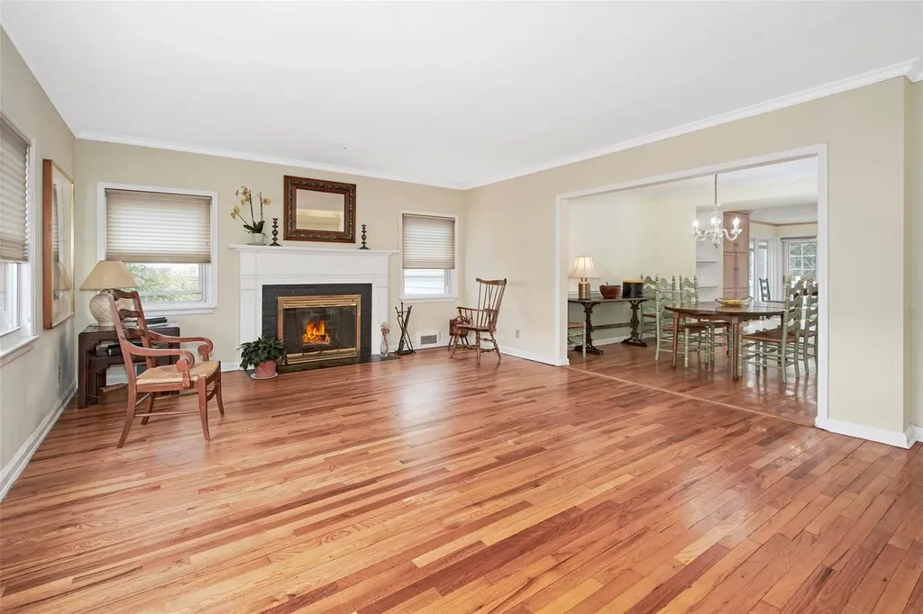 7 Canterbury Road S Harrison NY 10528