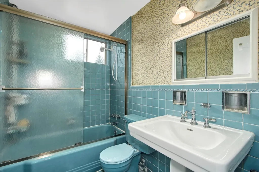 7 Canterbury Road S Harrison NY 10528