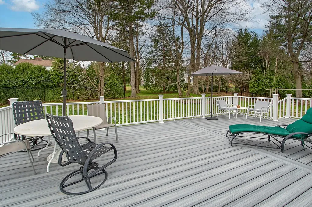 7 Canterbury Road S Harrison NY 10528