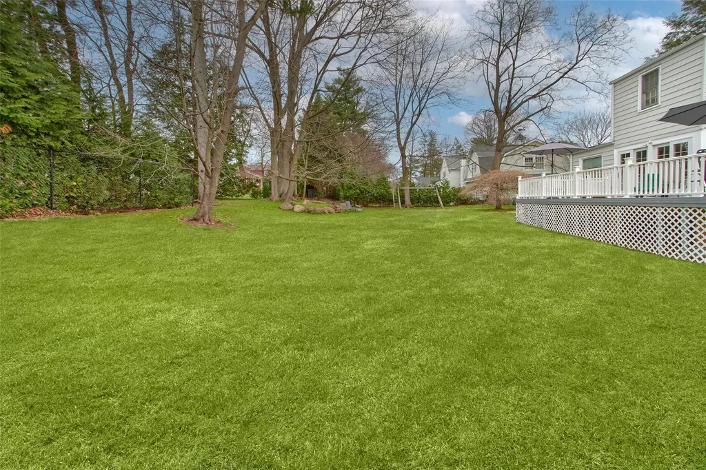 7 Canterbury Road S Harrison NY 10528