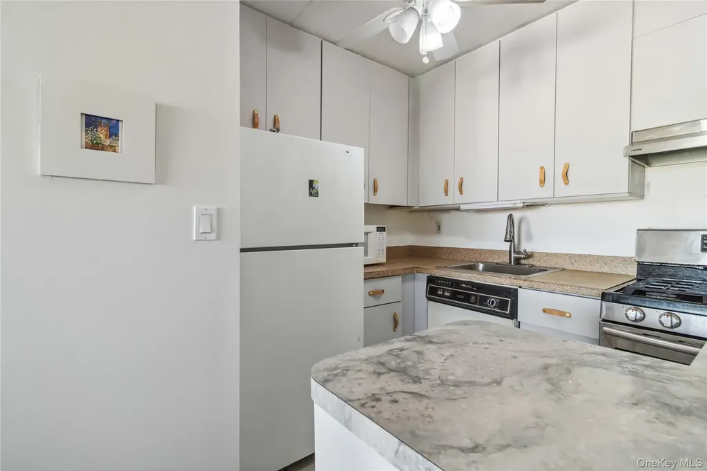 23-22 30 Road Astoria NY 11102
