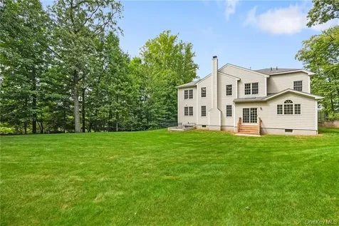 11 Fraydun Lane Scarsdale NY 10583