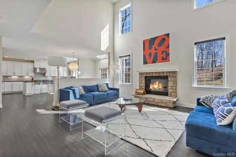 11 Fraydun Lane Scarsdale NY 10583