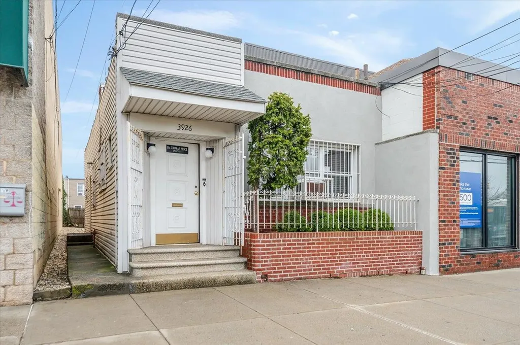 3926 E Tremont Avenue Bronx NY 10465