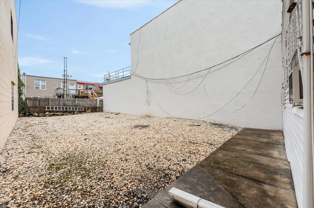 3926 E Tremont Avenue Bronx NY 10465