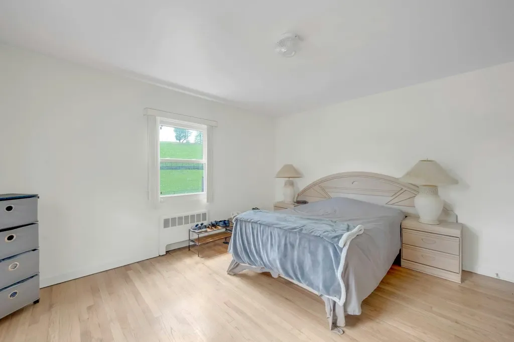 158 Kimball Terrace Yonkers NY 10704