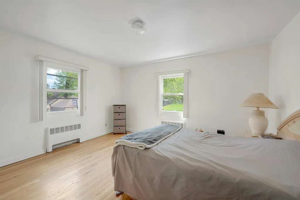 158 Kimball Terrace Yonkers NY 10704