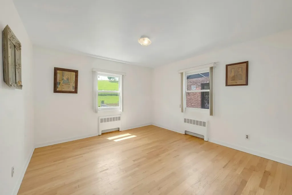 158 Kimball Terrace Yonkers NY 10704