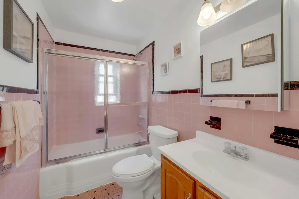 158 Kimball Terrace Yonkers NY 10704