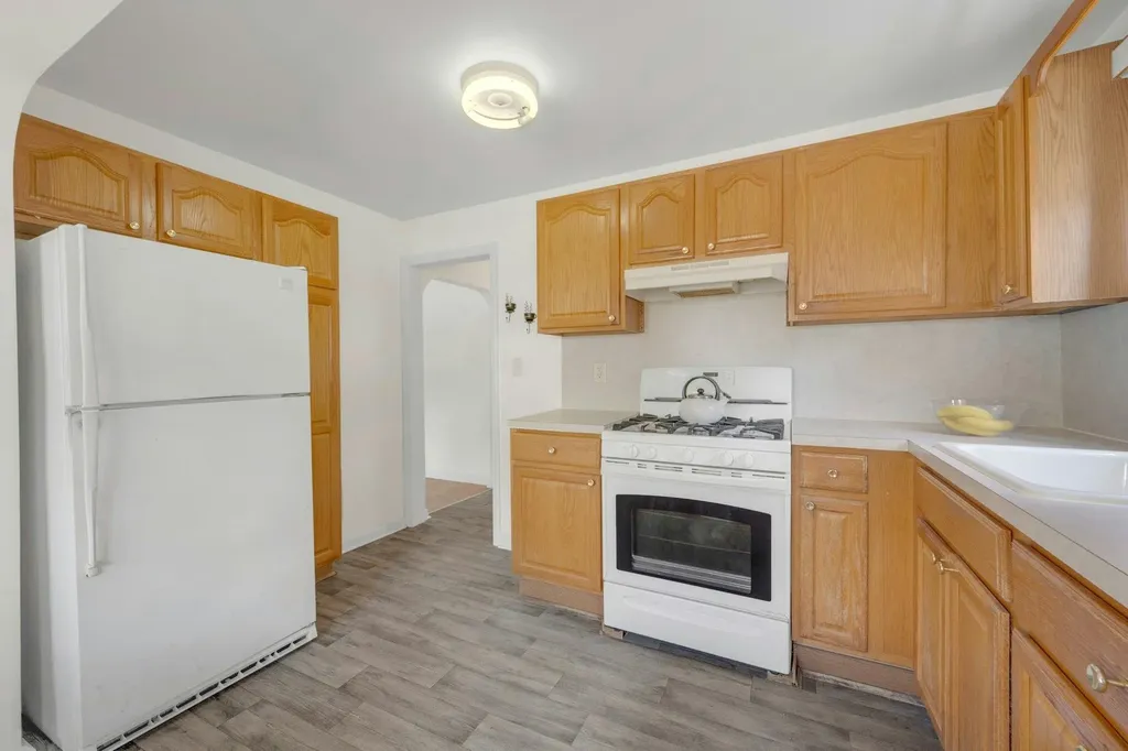 158 Kimball Terrace Yonkers NY 10704