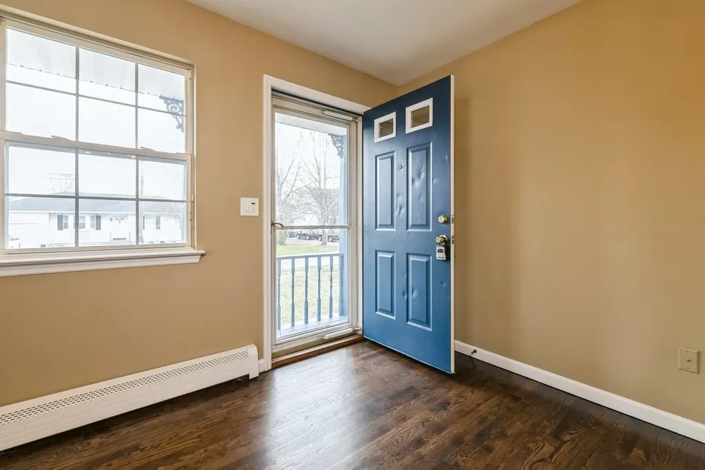 29 Rockledge Drive Shirley NY 11967