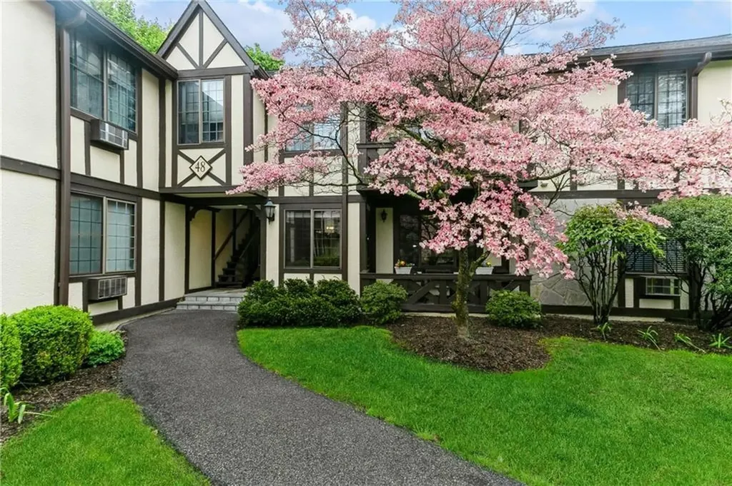48 Foxwood Drive Pleasantville NY 10570