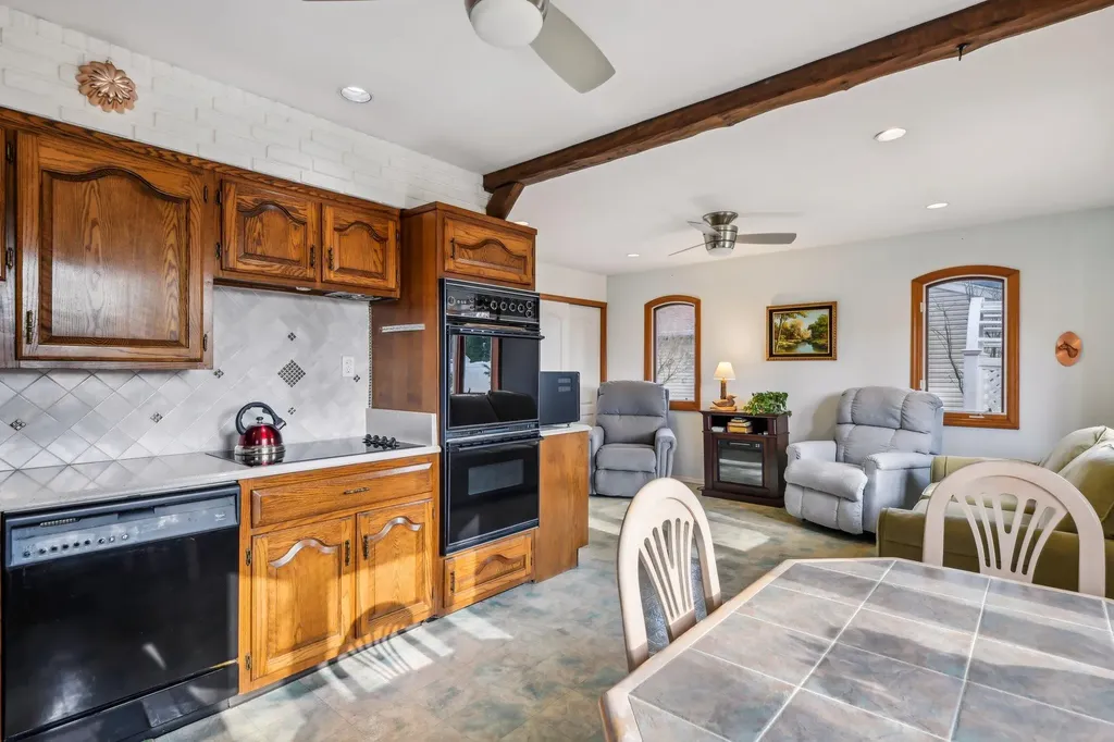 4 Feather Lane Commack NY 11725