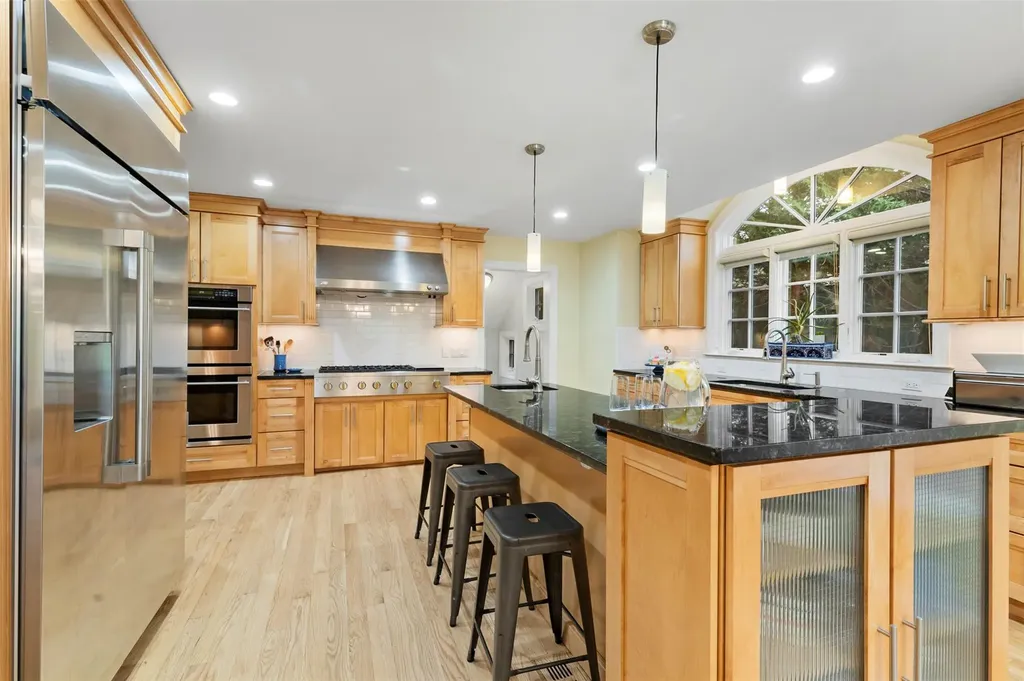 30 Riverview Road Irvington NY 10533
