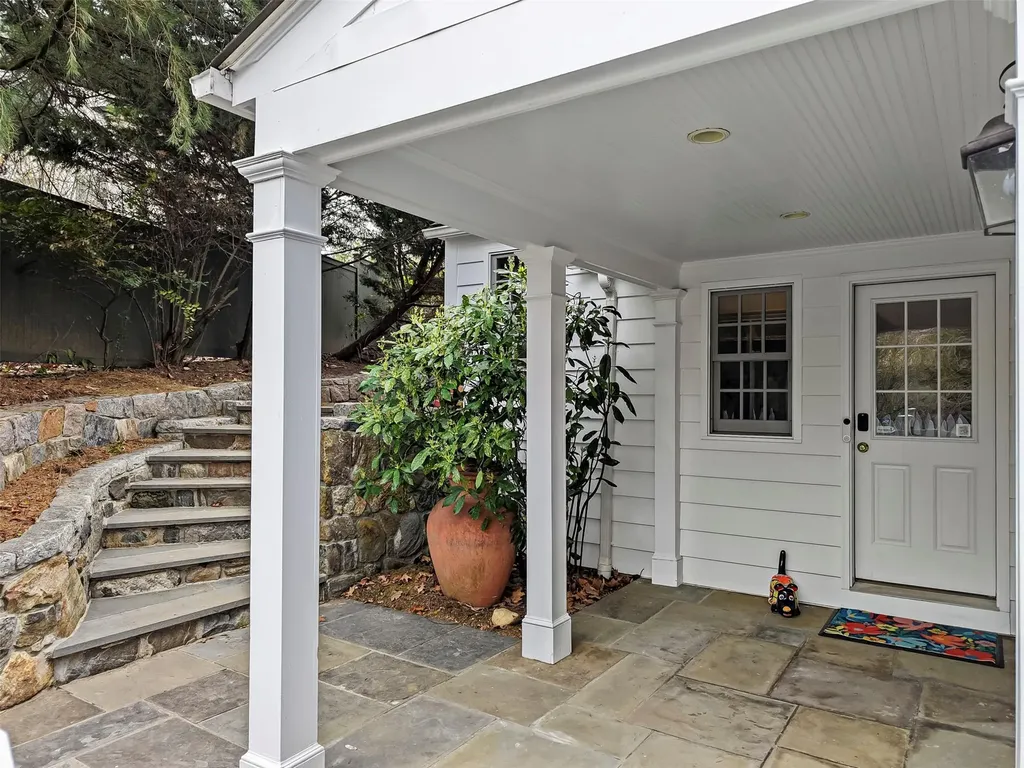 30 Riverview Road Irvington NY 10533