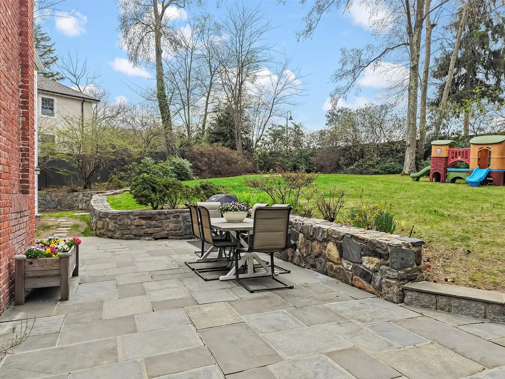 30 Riverview Road Irvington NY 10533