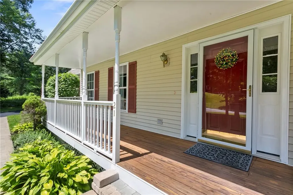 21 Craescot Way Mahopac NY 10541