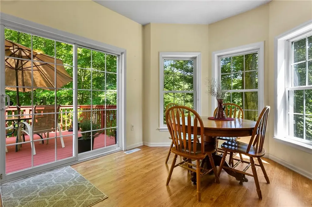 21 Craescot Way Mahopac NY 10541