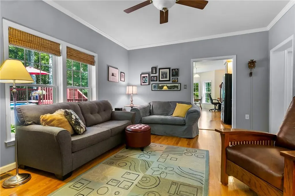 21 Craescot Way Mahopac NY 10541