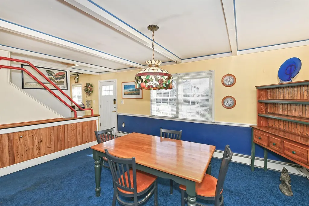 65 Meadow Lane Levittown NY 11756