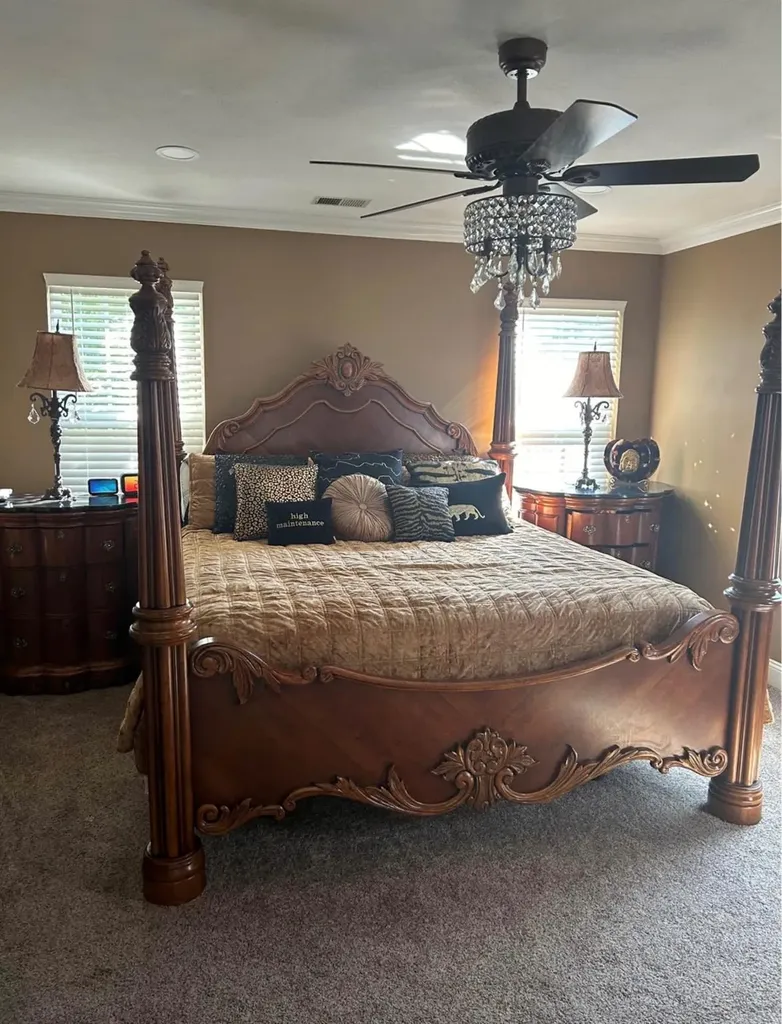 29 Perri Circle Middle Island NY 11953