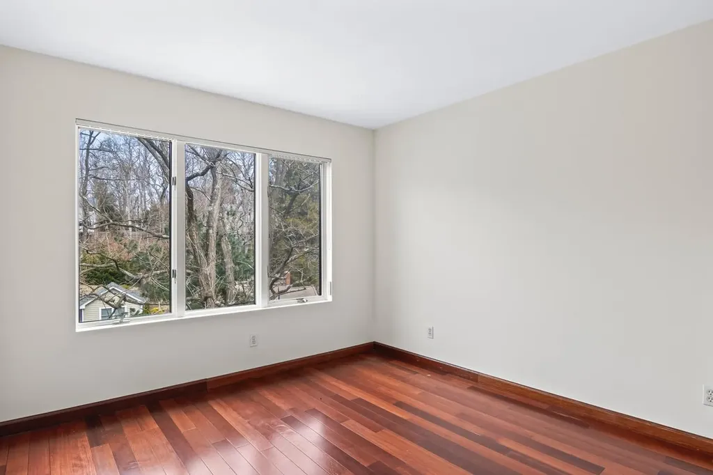 94 Abbott Drive Halesite NY 11743