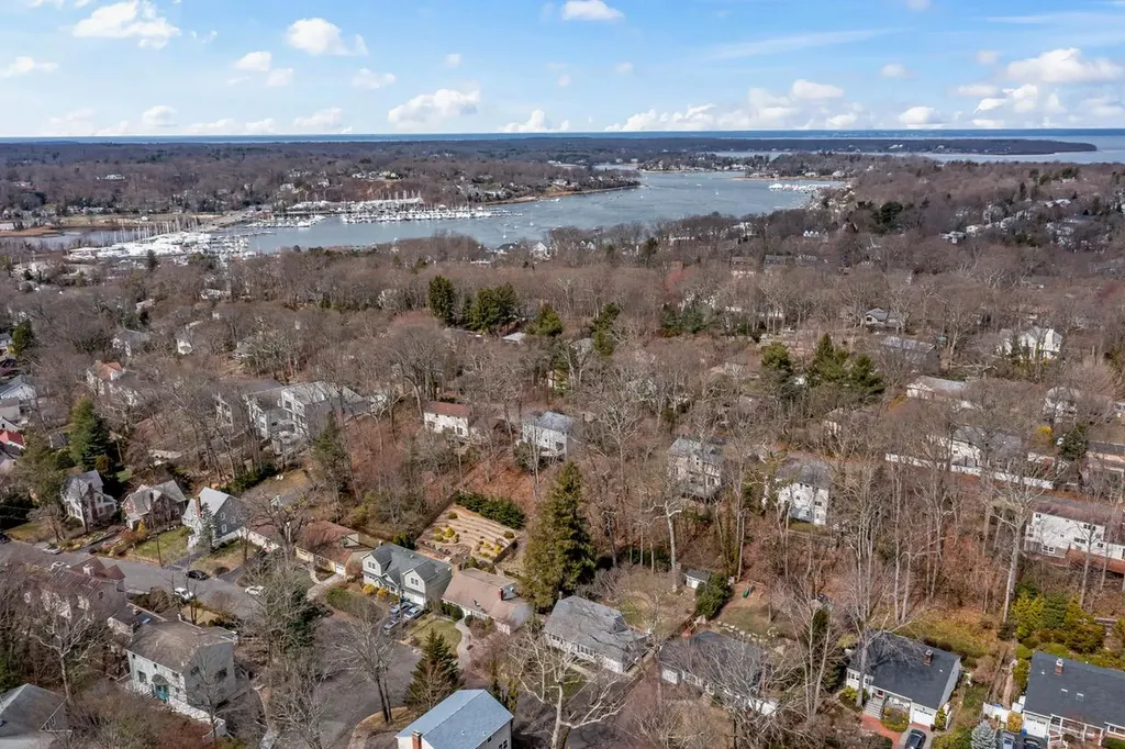 94 Abbott Drive Halesite NY 11743
