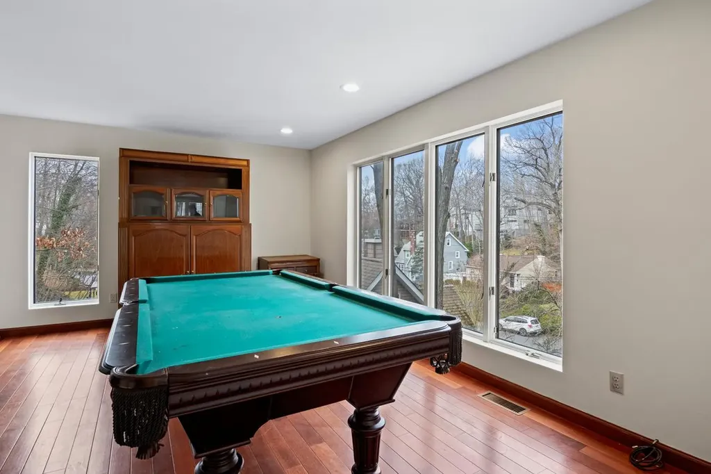 94 Abbott Drive Halesite NY 11743