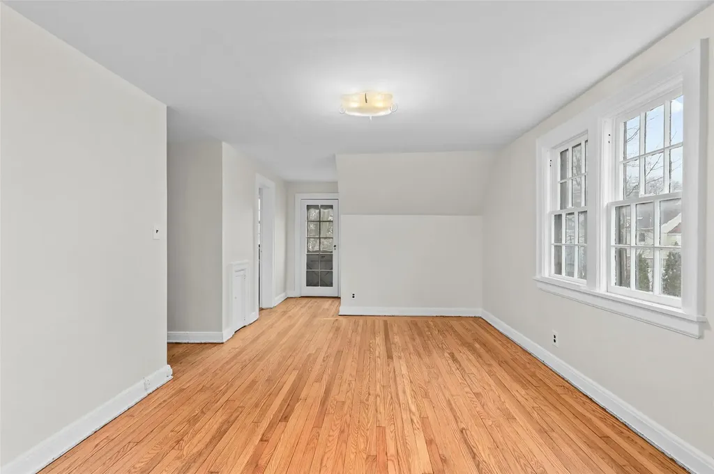 242 Lee Avenue Yonkers NY 10705