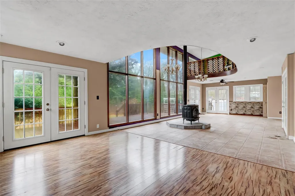 89 Circuit Road Bellport NY 11713