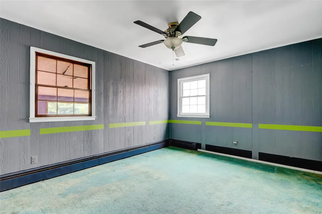 89 Circuit Road Bellport NY 11713