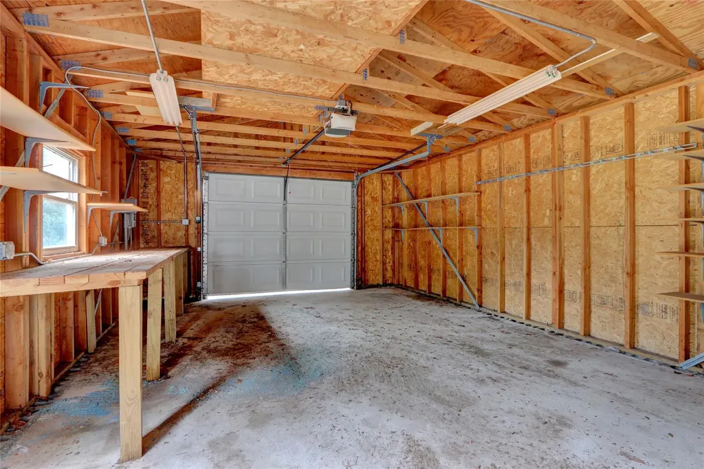 89 Circuit Road Bellport NY 11713