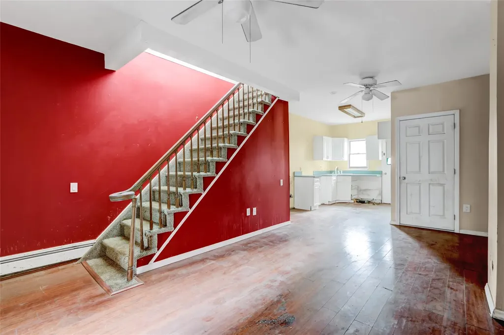 89 Circuit Road Bellport NY 11713