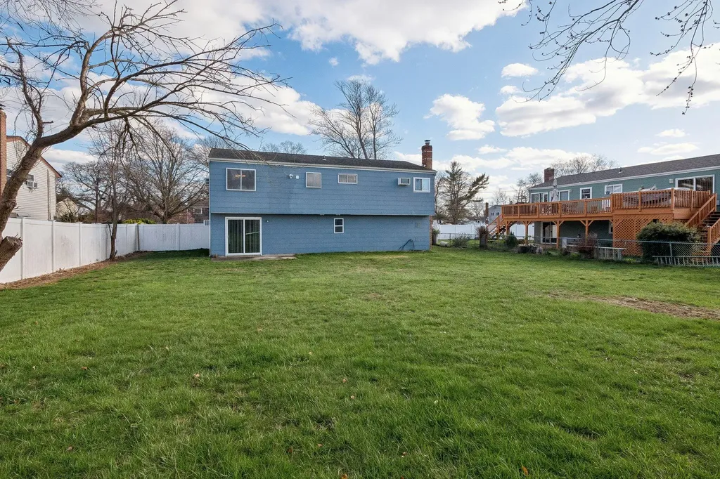 81 Andrew Avenue Islip Terrace NY 11752