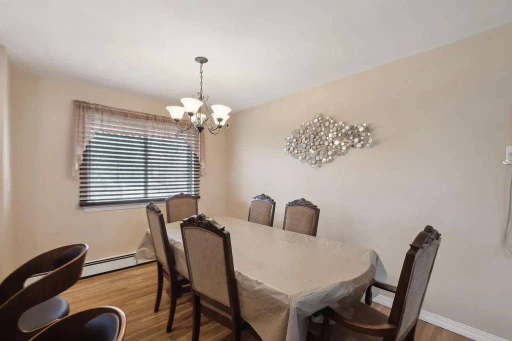81 Andrew Avenue Islip Terrace NY 11752