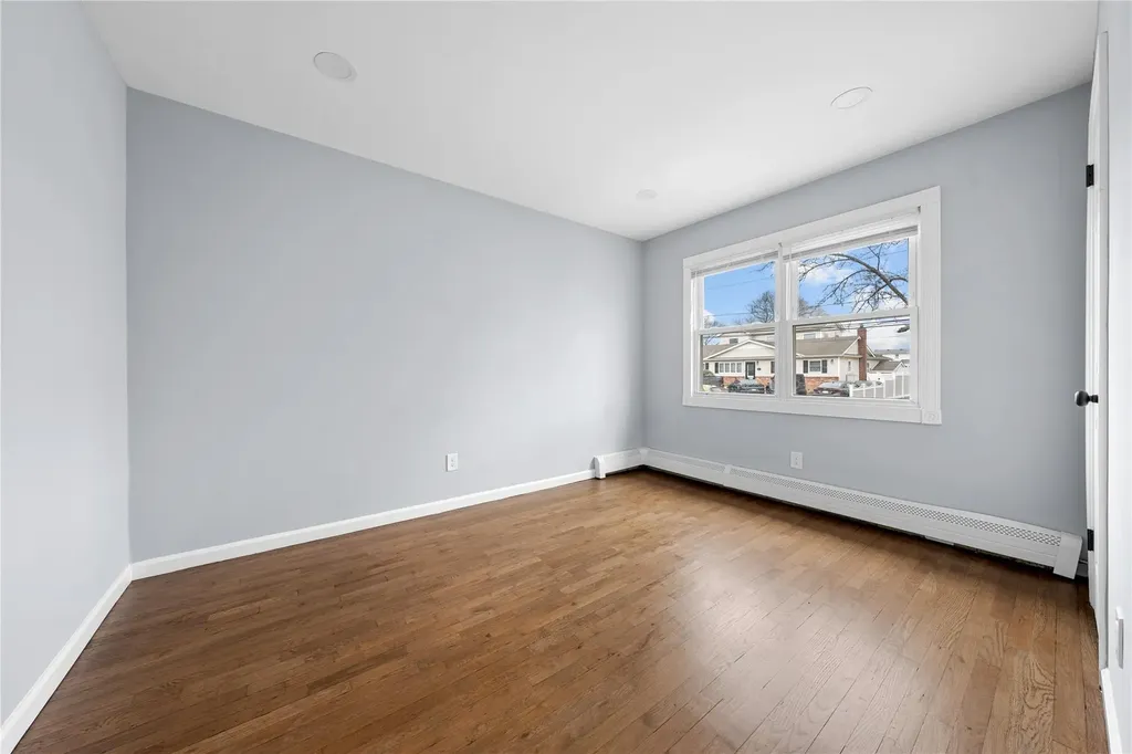 222 Silver Street West Babylon NY 11704