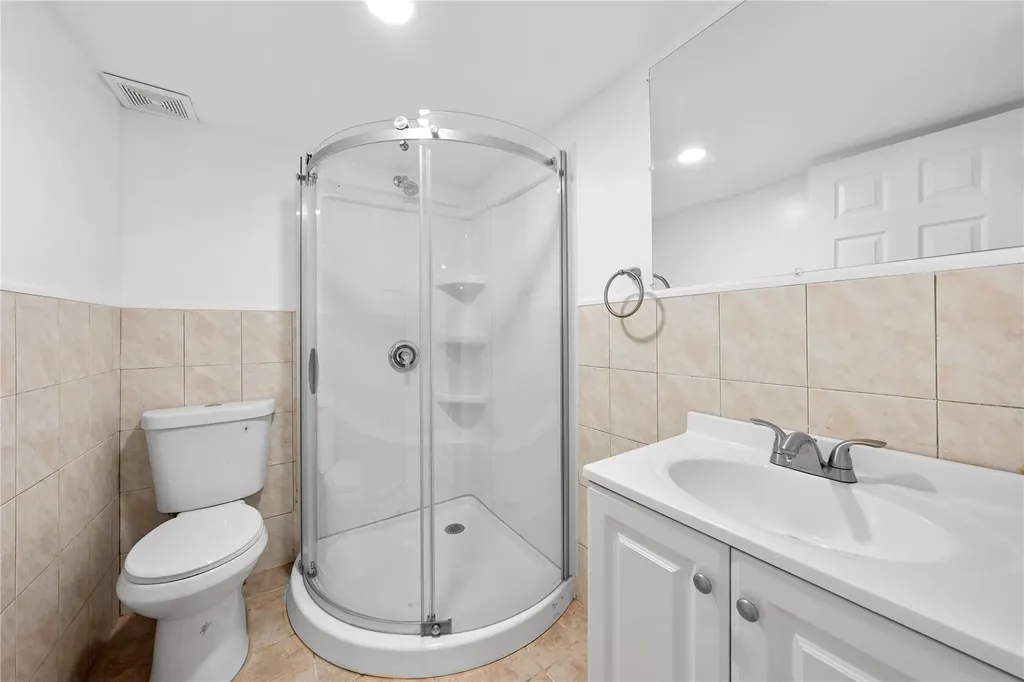 222 Silver Street West Babylon NY 11704