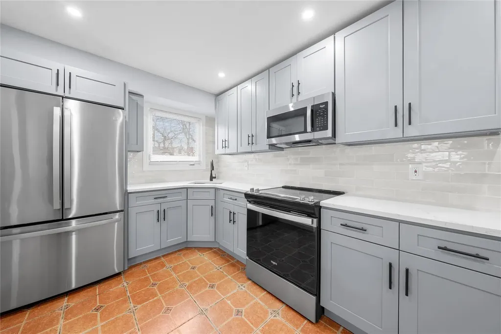 222 Silver Street West Babylon NY 11704