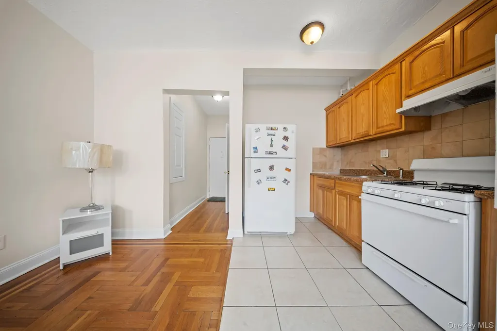 1372 Shakespeare Avenue Bronx NY 10452