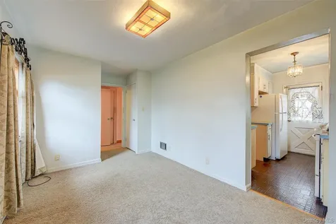 61-20 214 Street Bayside NY 11364