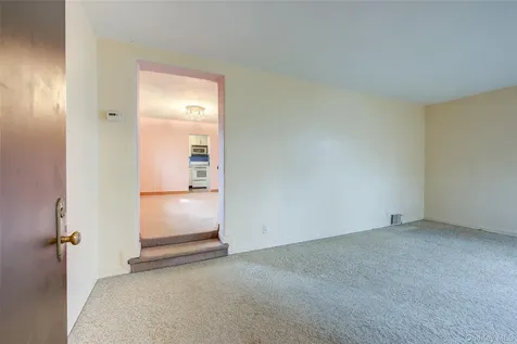 61-20 214 Street Bayside NY 11364