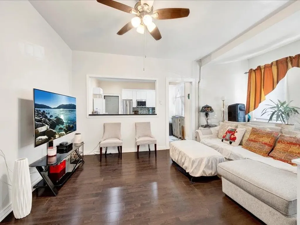 2790 Bainbridge Avenue Bronx NY 10458
