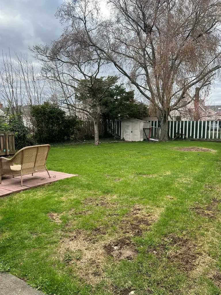 220 Raff Avenue Mineola NY 11501